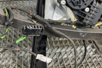 Leve vitre electrique avant droit AUDI A4 1