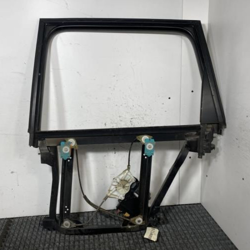 Leve vitre electrique arriere gauche VOLKSWAGEN TOUAREG 1 Photo n°1