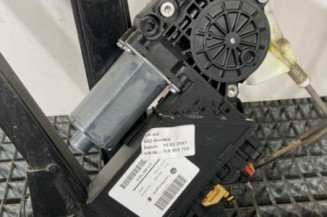 Leve vitre electrique arriere gauche VOLKSWAGEN TOUAREG 1