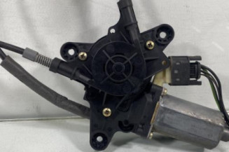 Leve vitre electrique avant droit MERCEDES VITO 639