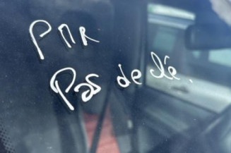 Leve vitre electrique avant droit MERCEDES VITO 639