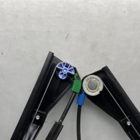 Leve vitre electrique avant droit VOLKSWAGEN POLO 3