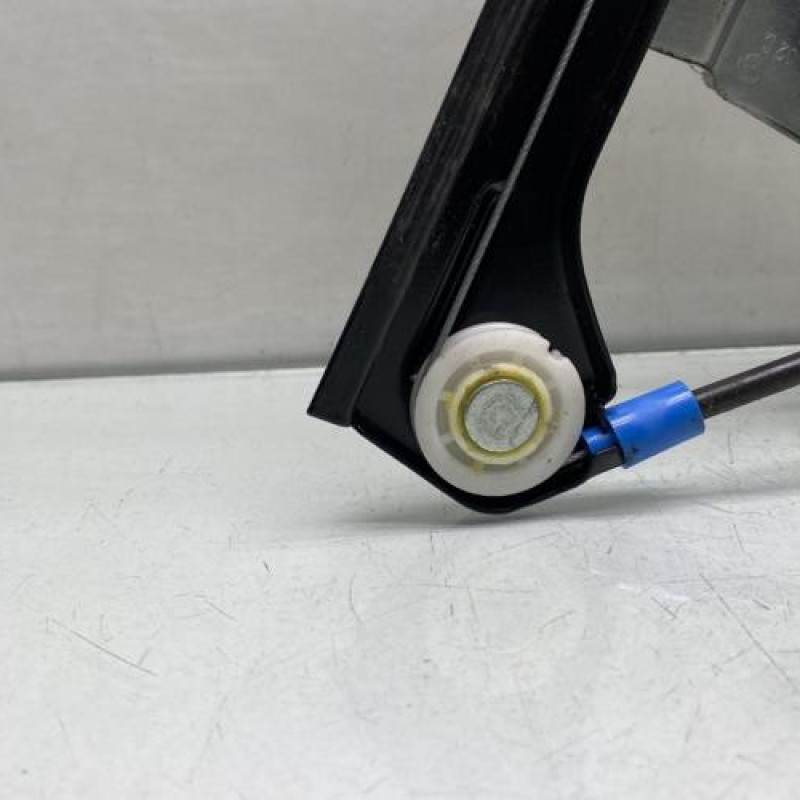 Leve vitre electrique avant droit VOLKSWAGEN POLO 3 Photo n°5