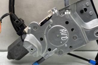 Leve vitre electrique avant droit VOLKSWAGEN POLO 3