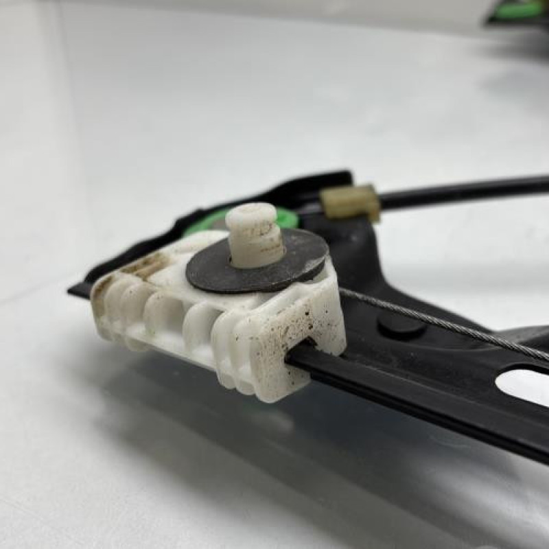 Leve vitre electrique avant gauche CITROEN C4 PICASSO 2 Photo n°10