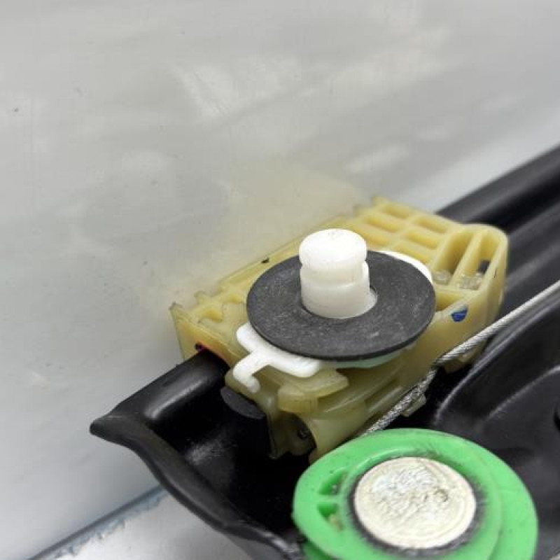 Leve vitre electrique avant gauche CITROEN C4 PICASSO 2 Photo n°11