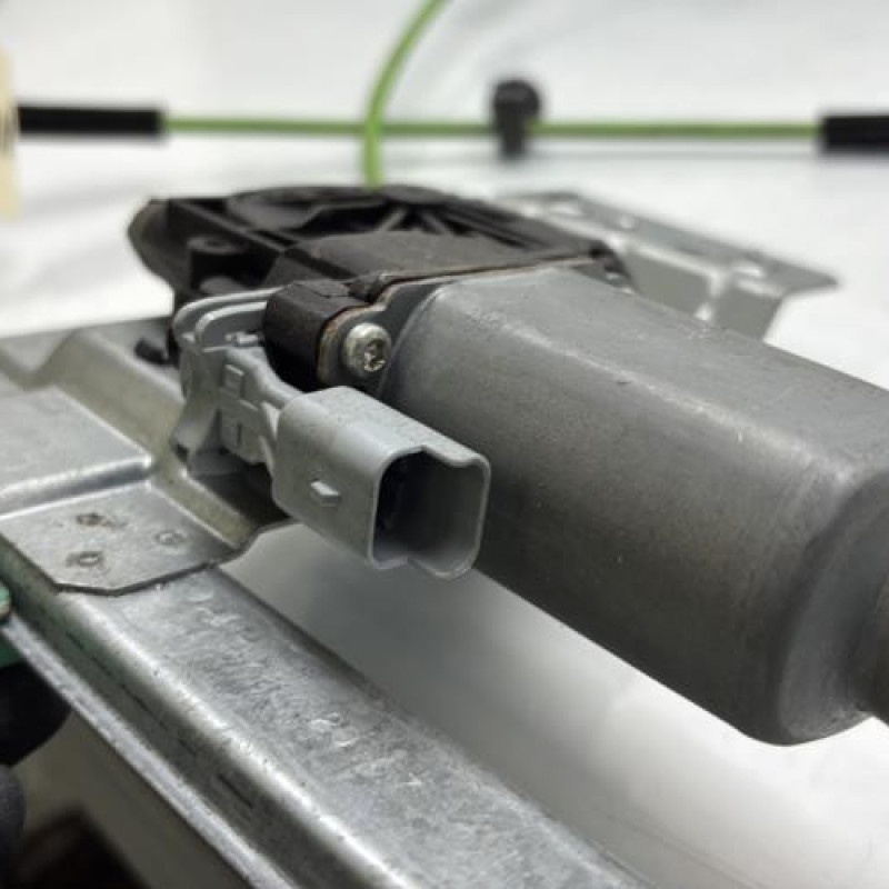 Leve vitre electrique avant droit CITROEN JUMPY 2 Photo n°3