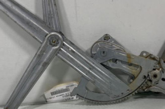 Leve vitre electrique avant droit PEUGEOT 205