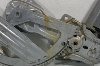 Leve vitre electrique avant droit PEUGEOT 205