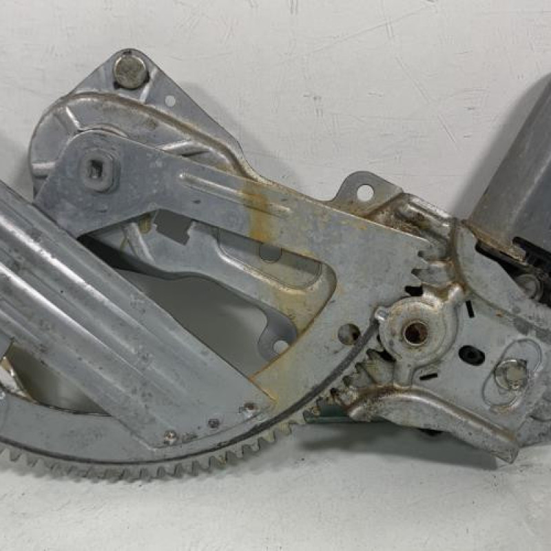 Leve vitre electrique avant droit PEUGEOT 205 Photo n°5