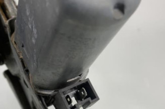 Leve vitre electrique avant droit PEUGEOT 205