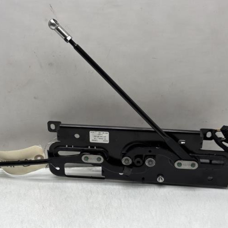 Mecanisme de toit ouvrant BMW SERIE 1 E88 Photo n°1