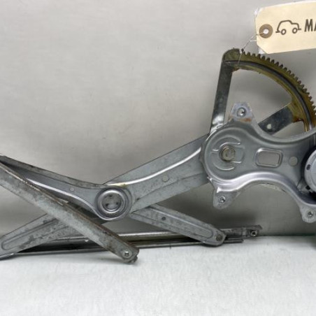 Leve vitre electrique avant droit TOYOTA COROLLA VERSO 2 Photo n°1