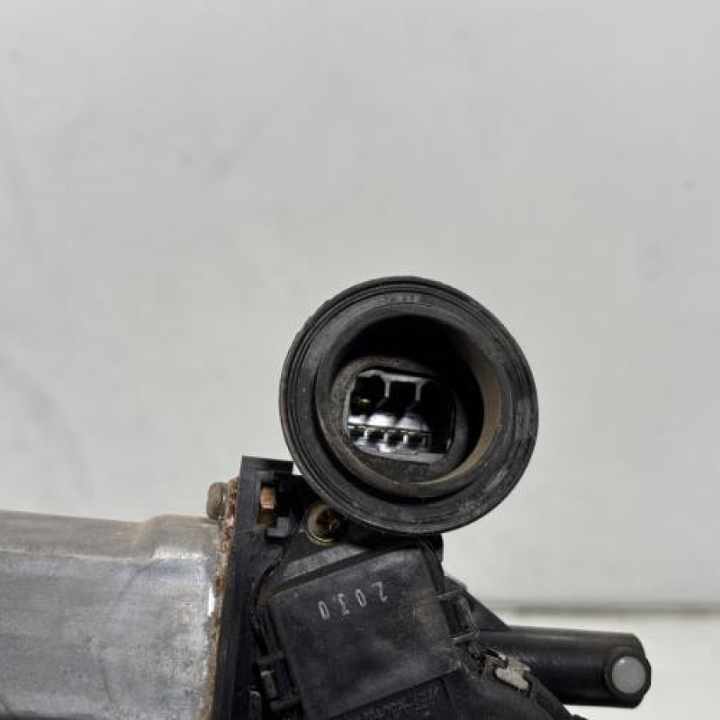 Leve vitre electrique avant gauche TOYOTA RAV4 2 Photo n°4