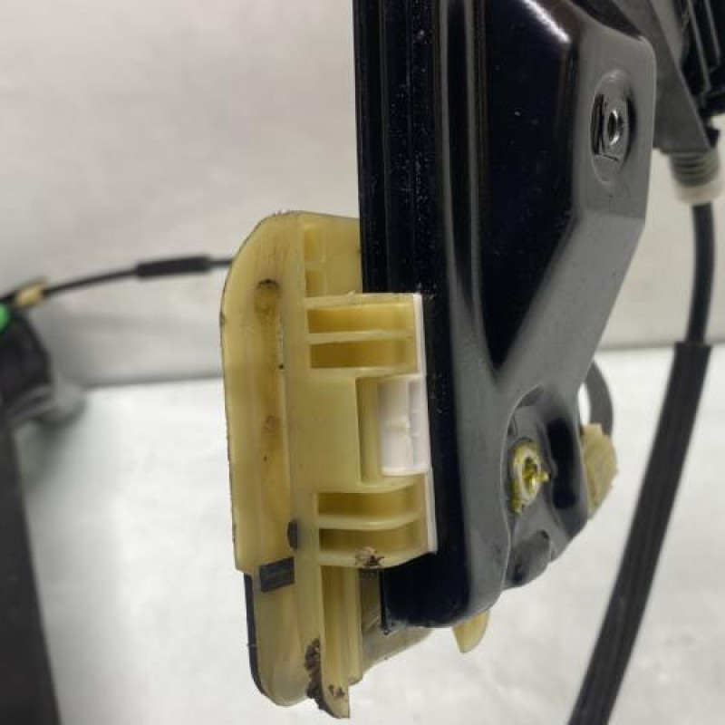 Leve vitre electrique avant gauche FORD FOCUS 3 Photo n°7