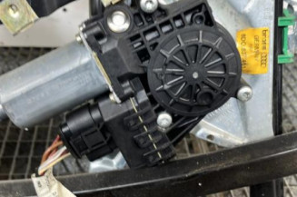 Leve vitre electrique avant gauche AUDI A4 1