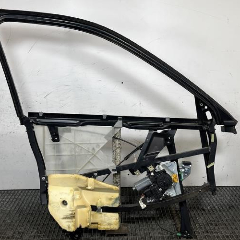 Leve vitre electrique avant gauche AUDI A4 1 Photo n°4
