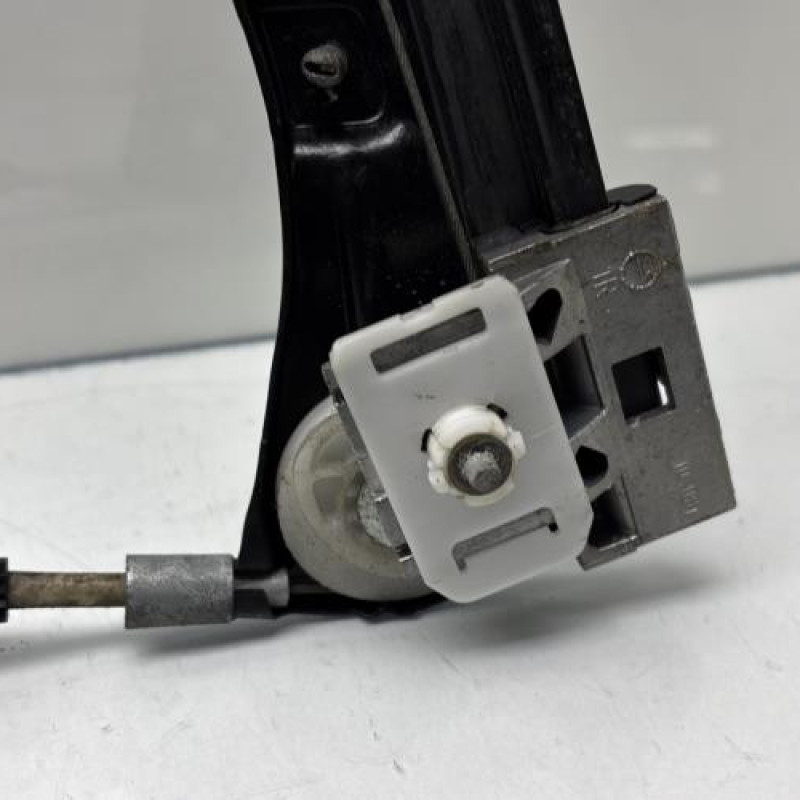 Leve vitre electrique avant droit MERCEDES CLASSE C 203 COUPE SPORT Photo n°7