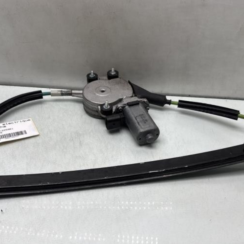 Leve vitre electrique avant gauche ALFA ROMEO 147 Photo n°1