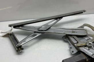 Leve vitre electrique avant gauche TOYOTA YARIS 1