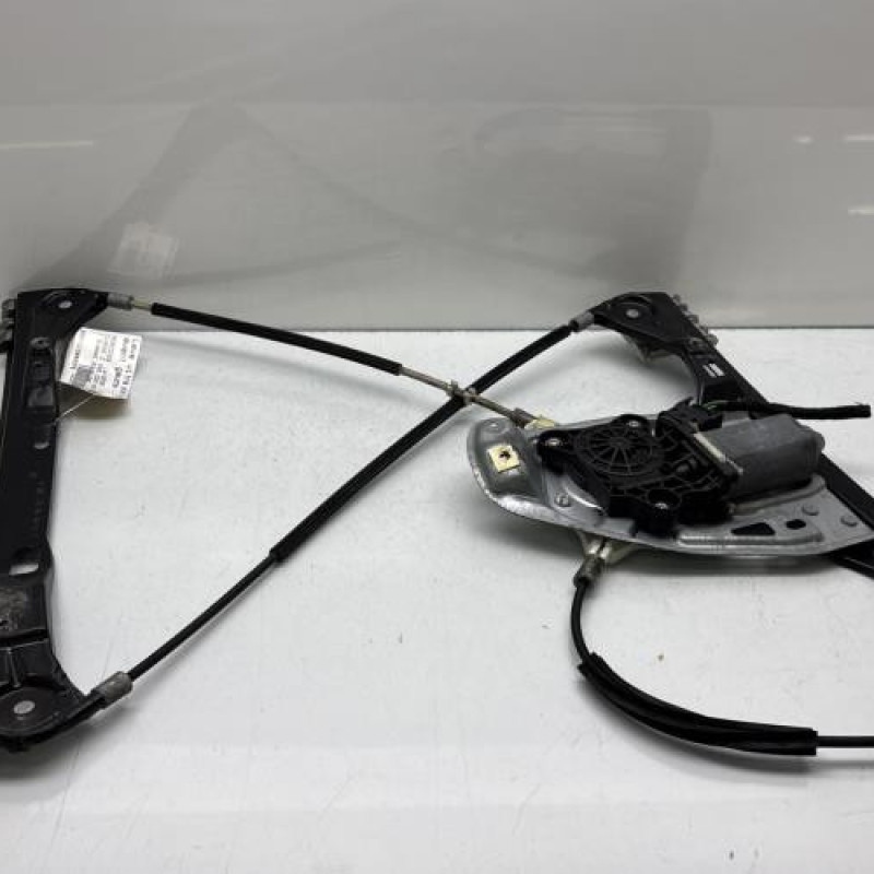 Leve vitre electrique avant gauche MERCEDES CLASSE C 203 COUPE SPORT Photo n°1