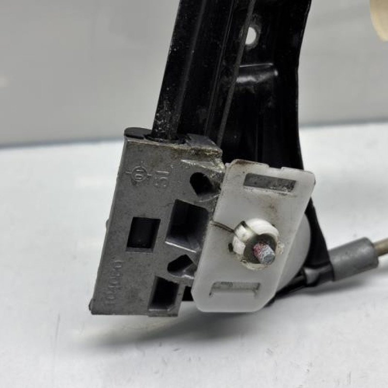 Leve vitre electrique avant gauche MERCEDES CLASSE C 203 COUPE SPORT Photo n°7