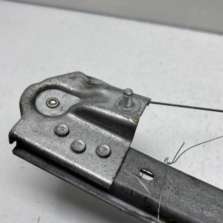 Leve vitre electrique avant droit DACIA SANDERO 2