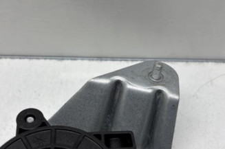 Leve vitre electrique avant droit DACIA SANDERO 2