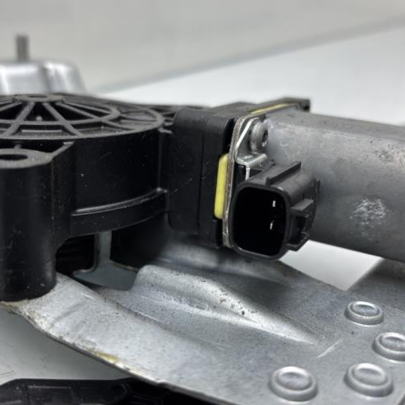 Leve vitre electrique avant droit DACIA SANDERO 2 Photo n°6