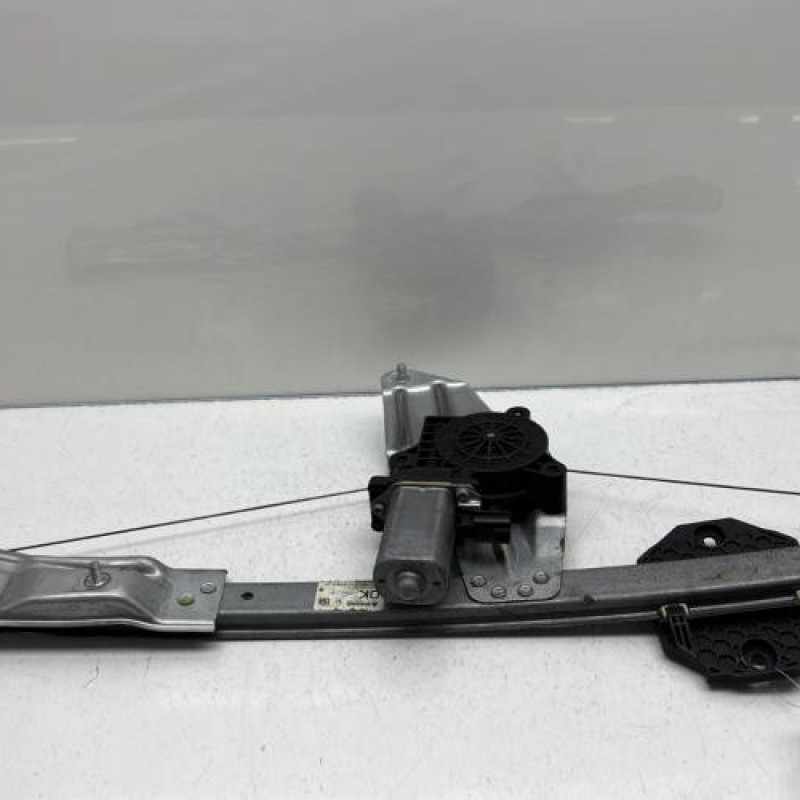 Leve vitre electrique avant gauche DACIA SANDERO 2 Photo n°1