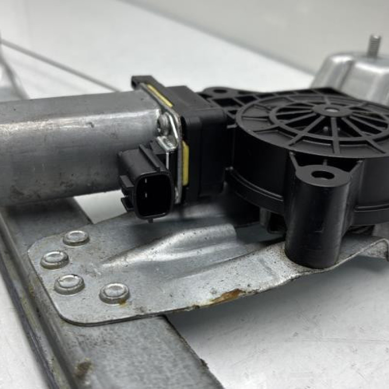 Leve vitre electrique avant gauche DACIA SANDERO 2 Photo n°5