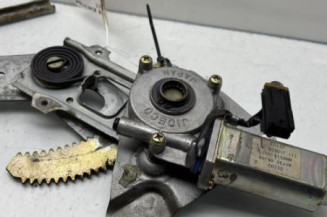 Leve vitre electrique avant droit NISSAN PATROL 1