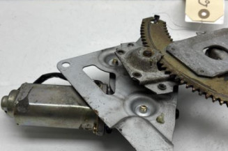 Leve vitre electrique avant droit NISSAN PATROL 1