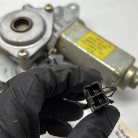 Leve vitre electrique avant gauche NISSAN PATROL 1