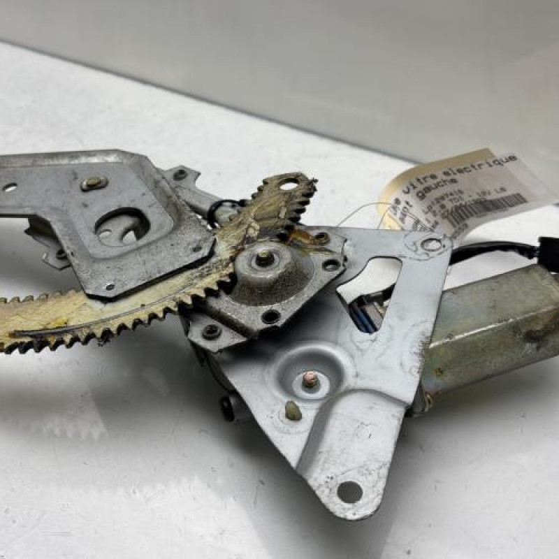 Leve vitre electrique avant gauche NISSAN PATROL 1 Photo n°7