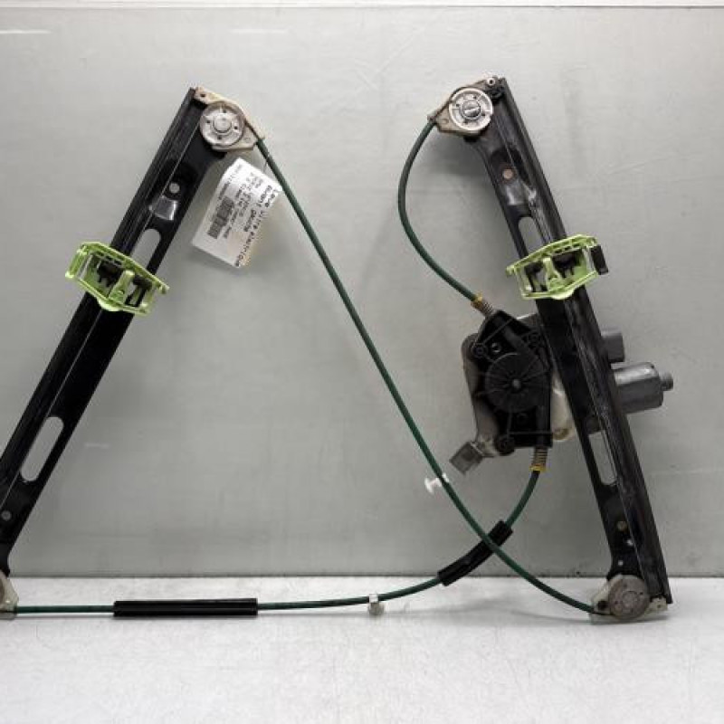Leve vitre electrique avant gauche BMW SERIE 3 E46 Photo n°4