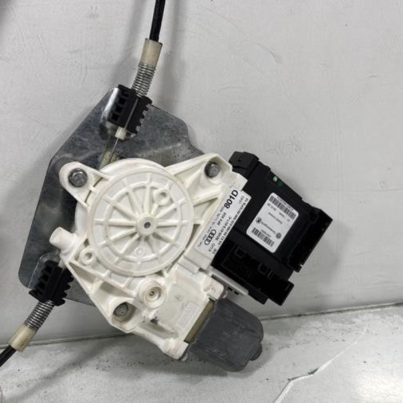 Leve vitre electrique arriere gauche AUDI A3 2 Photo n°6