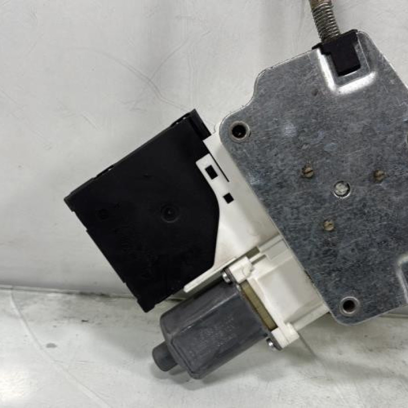 Leve vitre electrique arriere gauche AUDI A3 2 Photo n°11