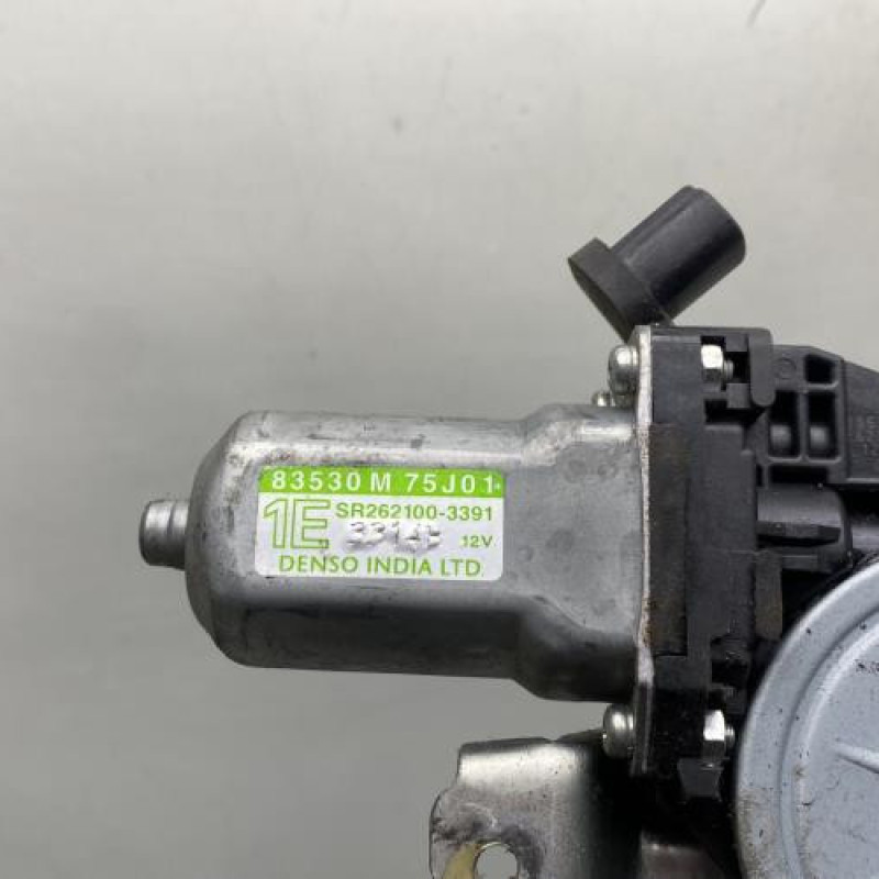 Leve vitre electrique avant gauche SUZUKI ALTO 3 Photo n°2