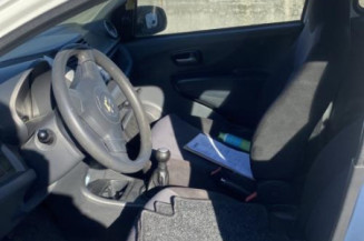 Leve vitre electrique avant gauche SUZUKI ALTO 3