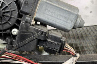 Leve vitre electrique avant droit AUDI A4 1