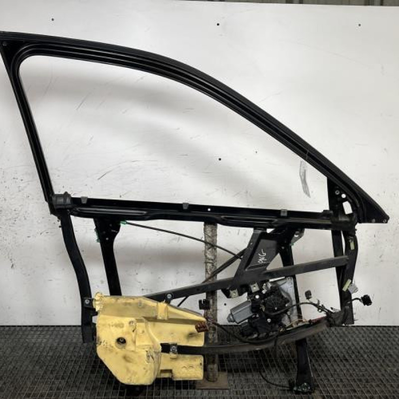 Leve vitre electrique avant gauche AUDI A4 1 Photo n°4