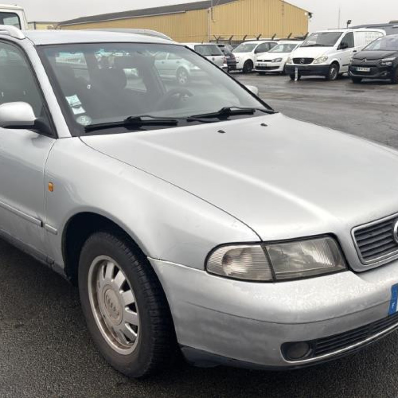 Leve vitre electrique avant gauche AUDI A4 1 Photo n°6