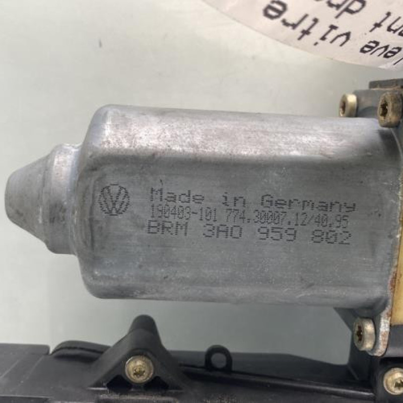 Leve vitre electrique avant droit VOLKSWAGEN PASSAT 3 Photo n°5
