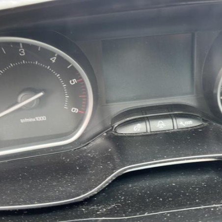 Custode arriere droit PEUGEOT 208 1