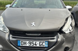 Trappe d'essence PEUGEOT 208 1