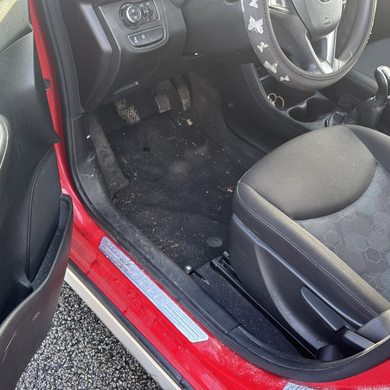 OPEL KARL 1.0i - 12V Photo n°11