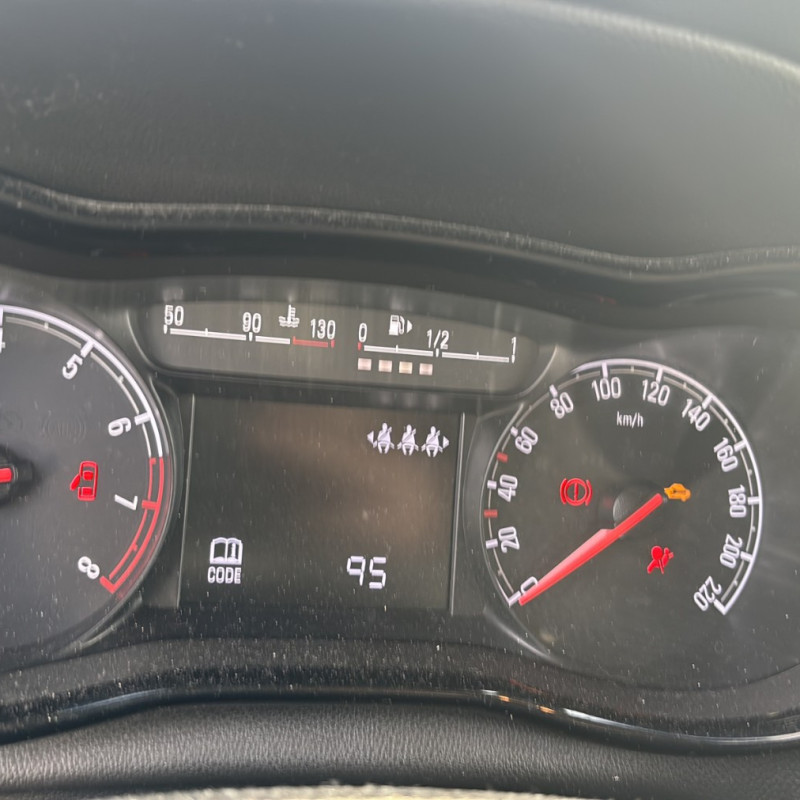 OPEL KARL 1.0i - 12V Photo n°17