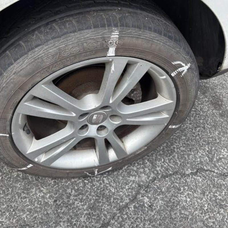 Feu arriere stop central SEAT IBIZA 4 Photo n°17