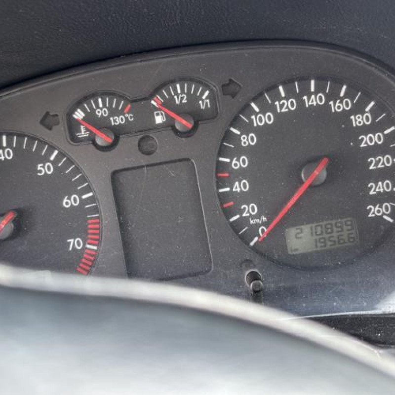 Cremaillere assistee VOLKSWAGEN GOLF 4 Photo n°17